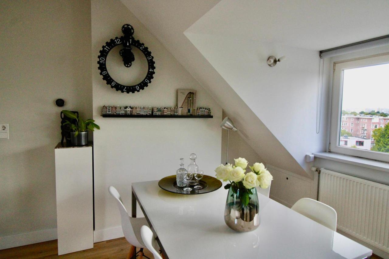Beautiful Penthouse Near Rai And Centre Apartment