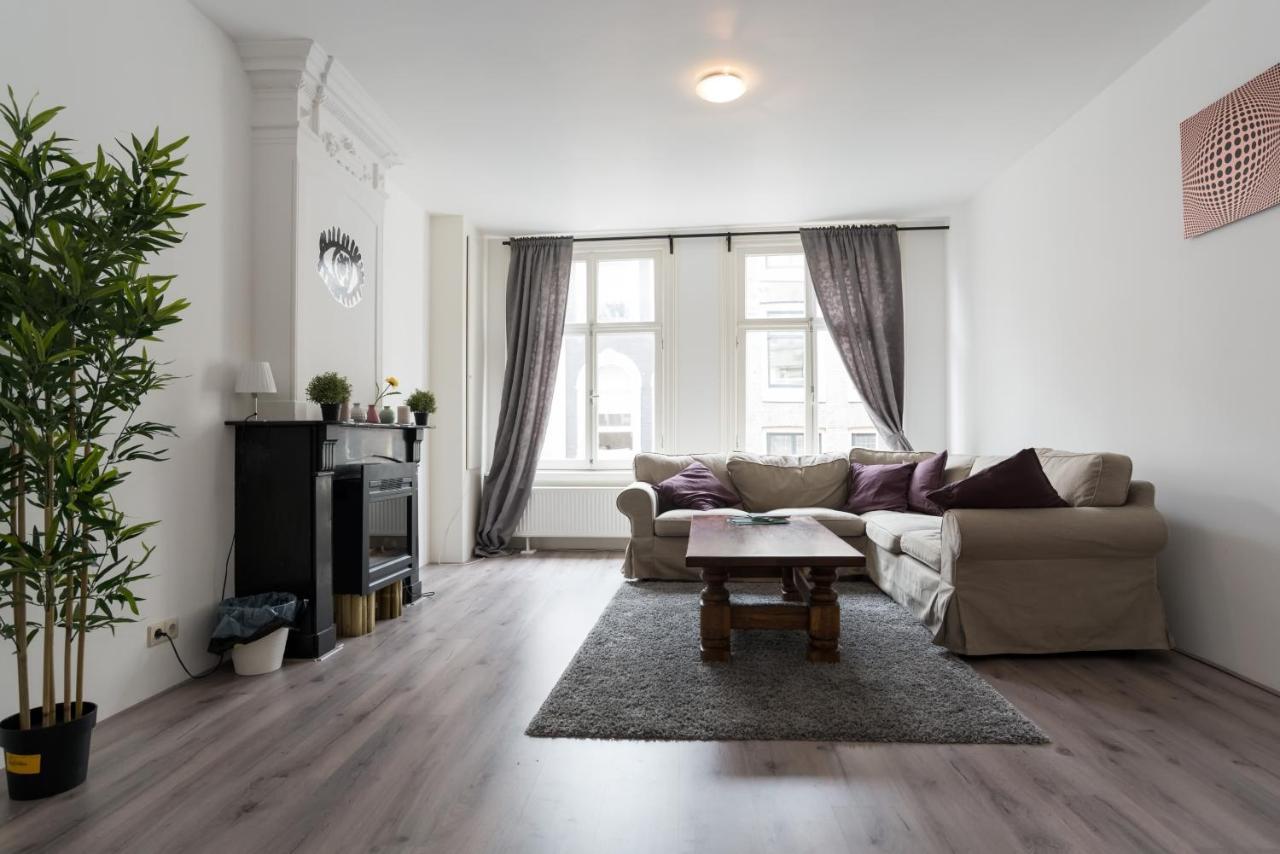 Beautiful House Next To Dam Square! Séjour chez l'habitant Amsterdam