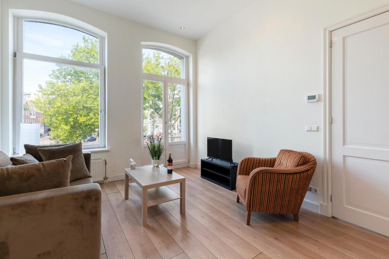 Comfortable Central With Private Balcony Amsterdam