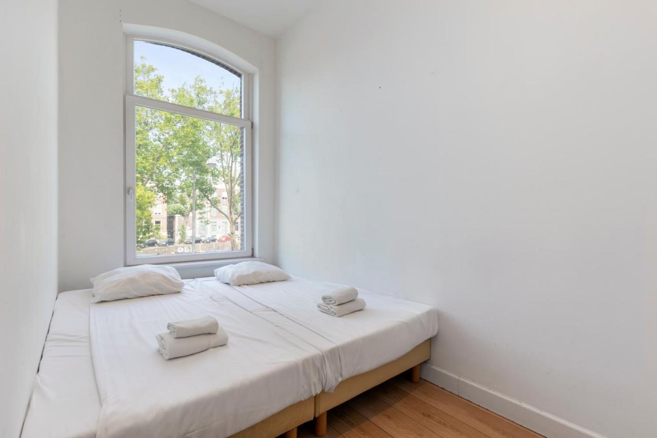 Comfortable Central With Private Balcony Apartment Amsterdam