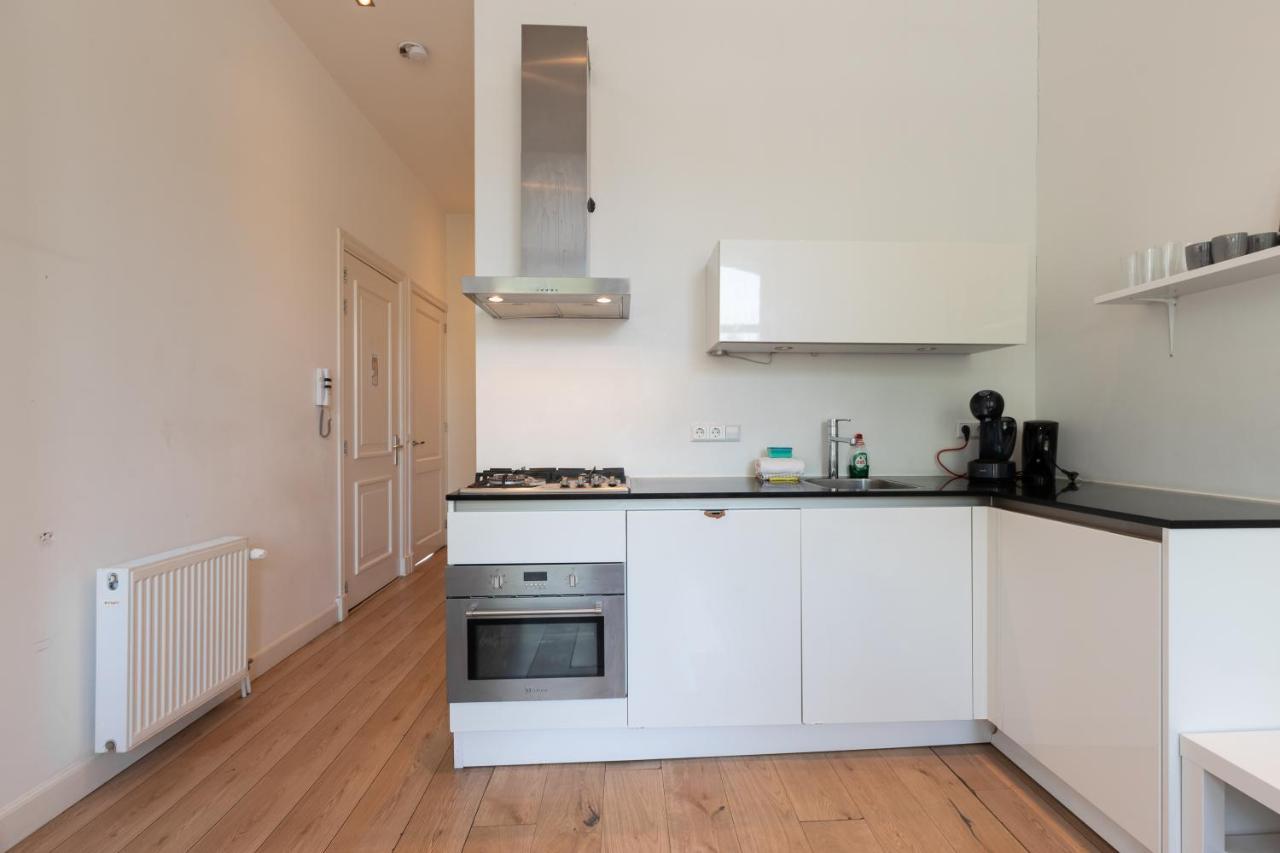 Apartment Comfortable Central With Private Balcony *