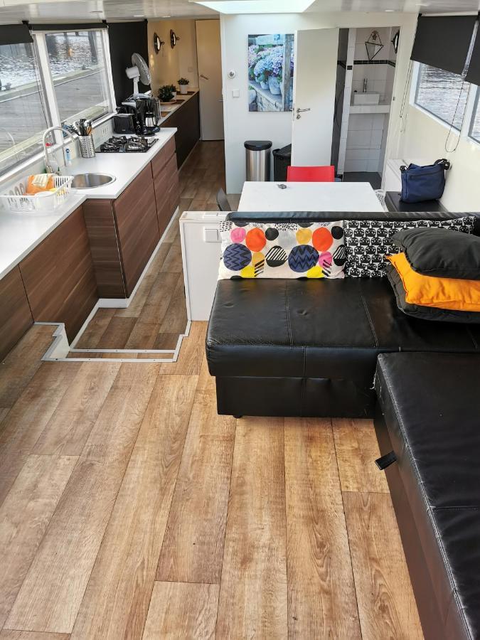 Loft Boat Hotel en barco *