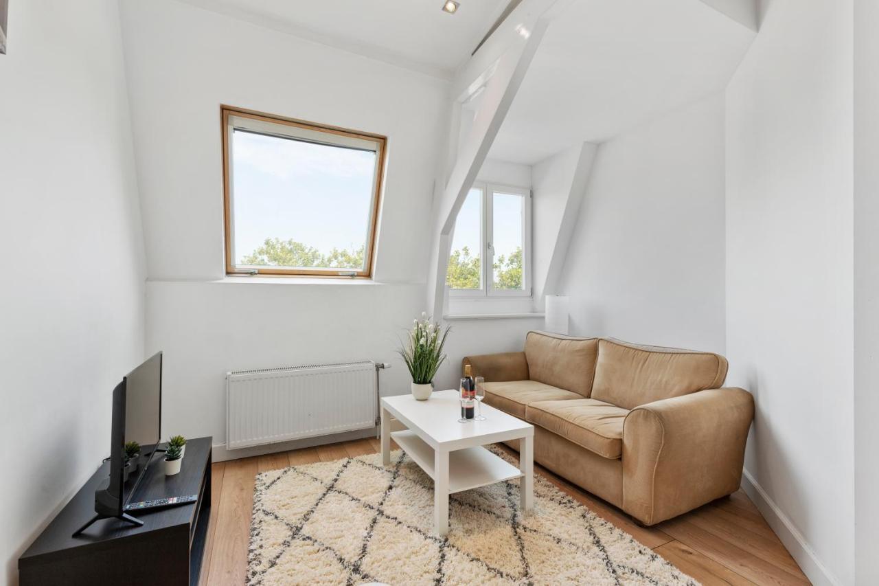 Penthouse Spacious With Canal View Appartement *