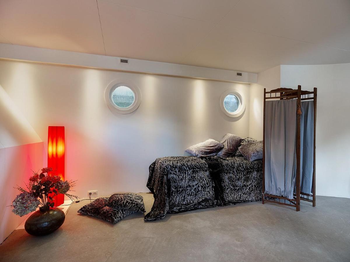Bateau-hôtel A304 Romantic Seaship In Center Amsterdam