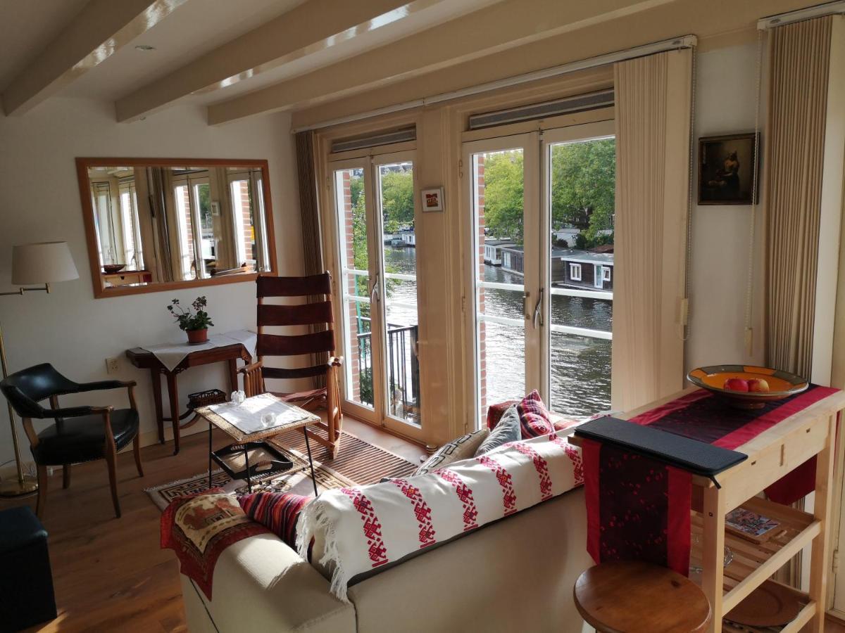 Canal View Apartment