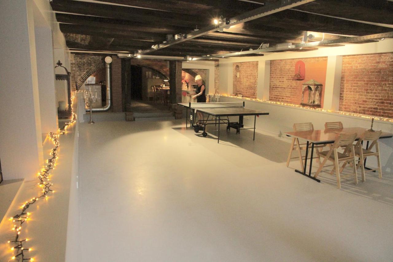 Top-notch Along Canal In Historic Centre Couette-café