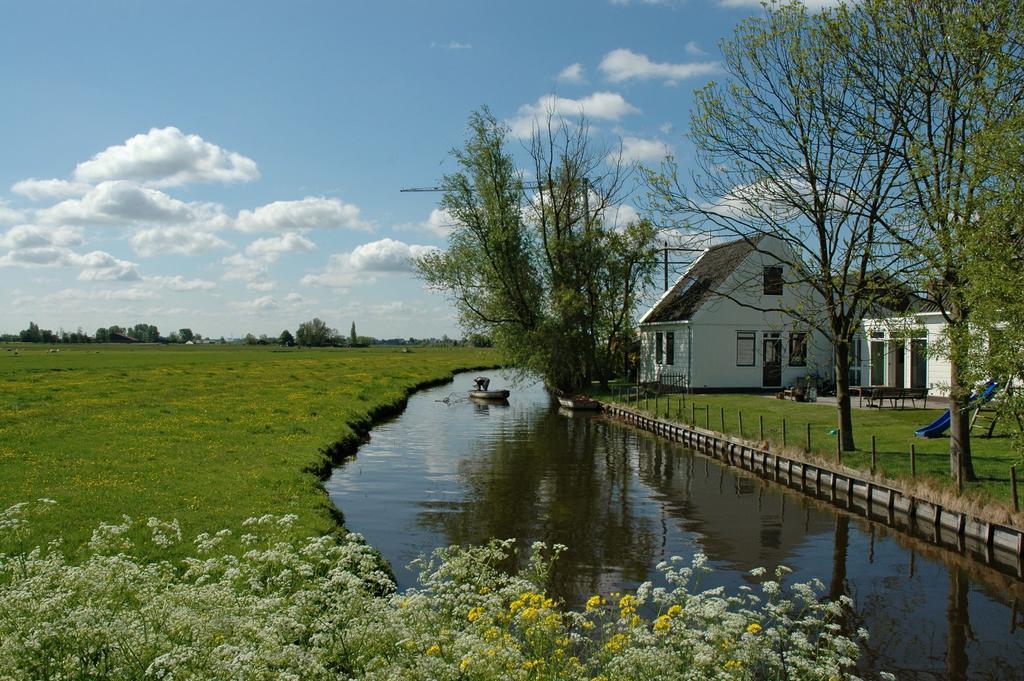 Bed & Breakfast Farmland *