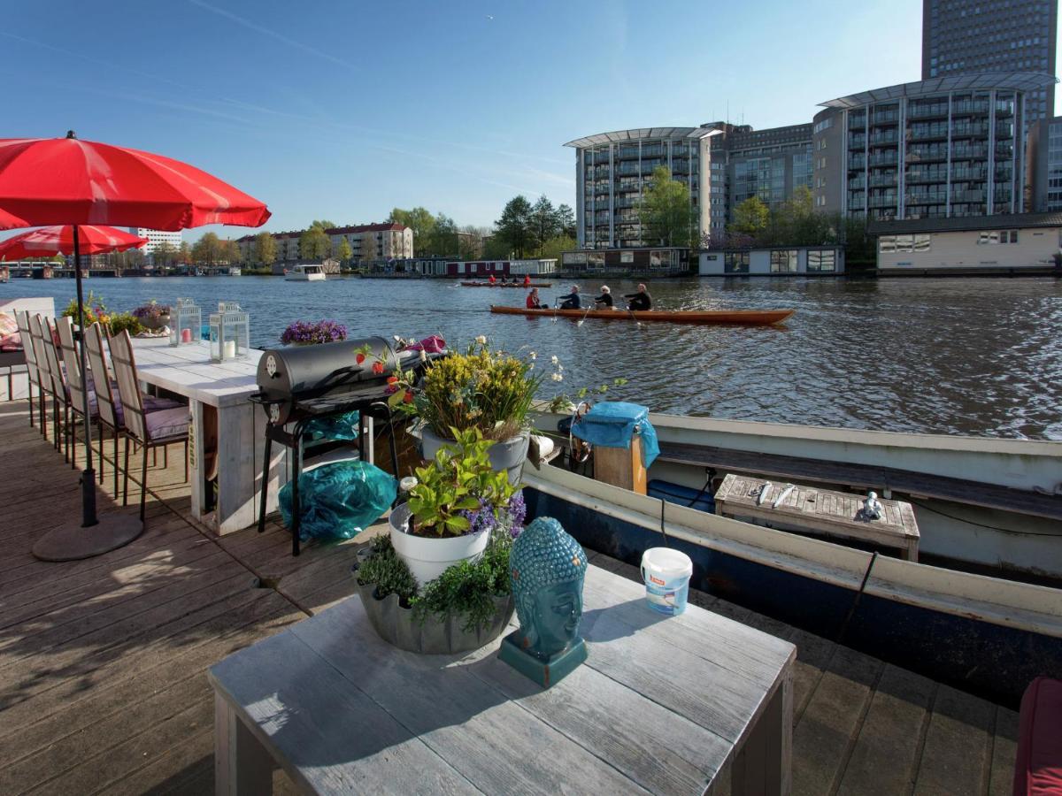 Modern Houseboat In With Terrace Bateau-hôtel *
