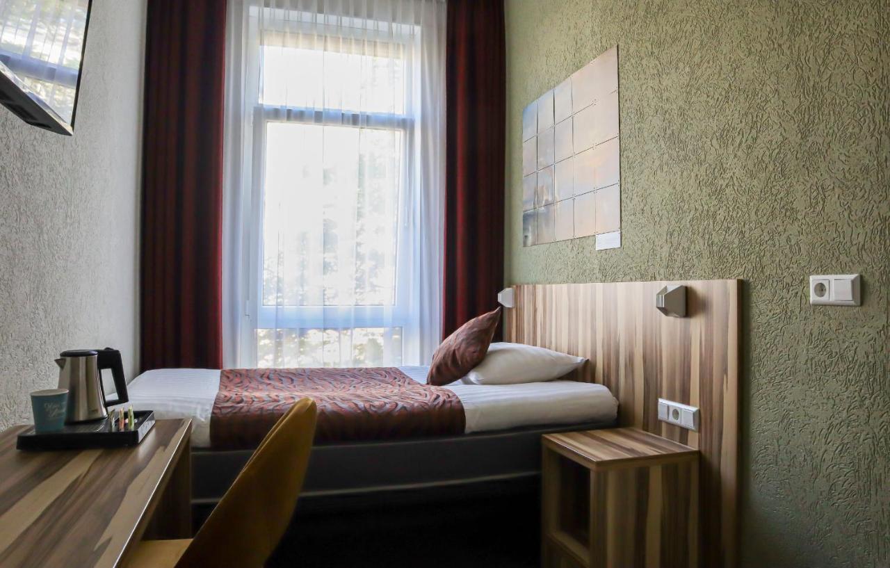 Asterisk, A Family Run Hotel