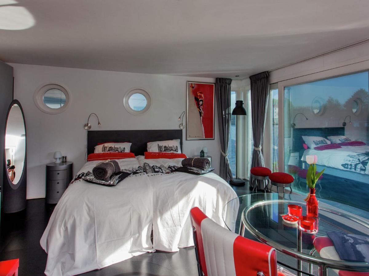 Modern Houseboat In With Terrace * Amsterdam
