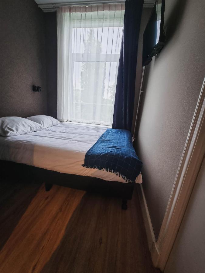 Vondel Garden - Digital Access Hotel