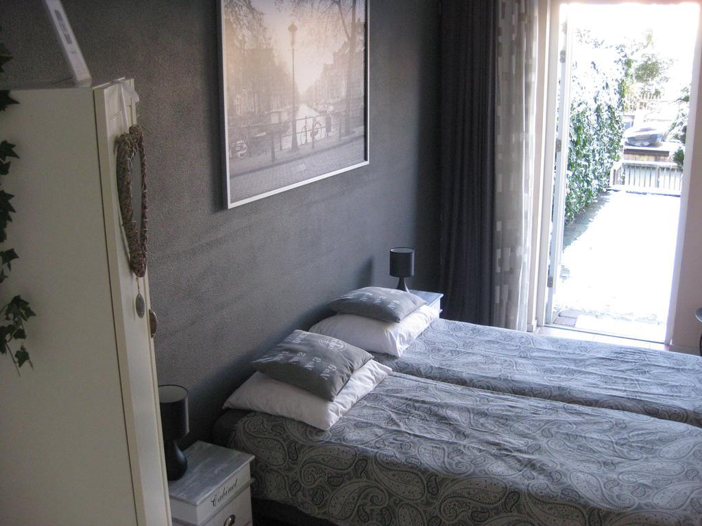 Bed and breakfast Quarenta Ámsterdam