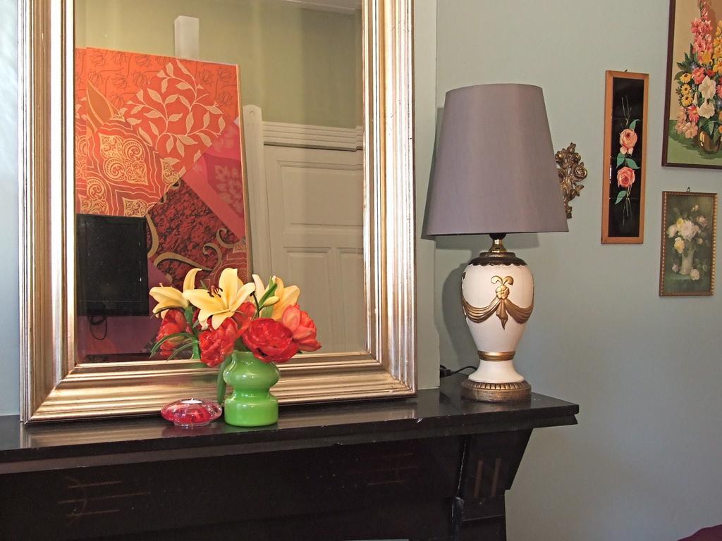 Colourful Bed & Breakfast Amsterdam