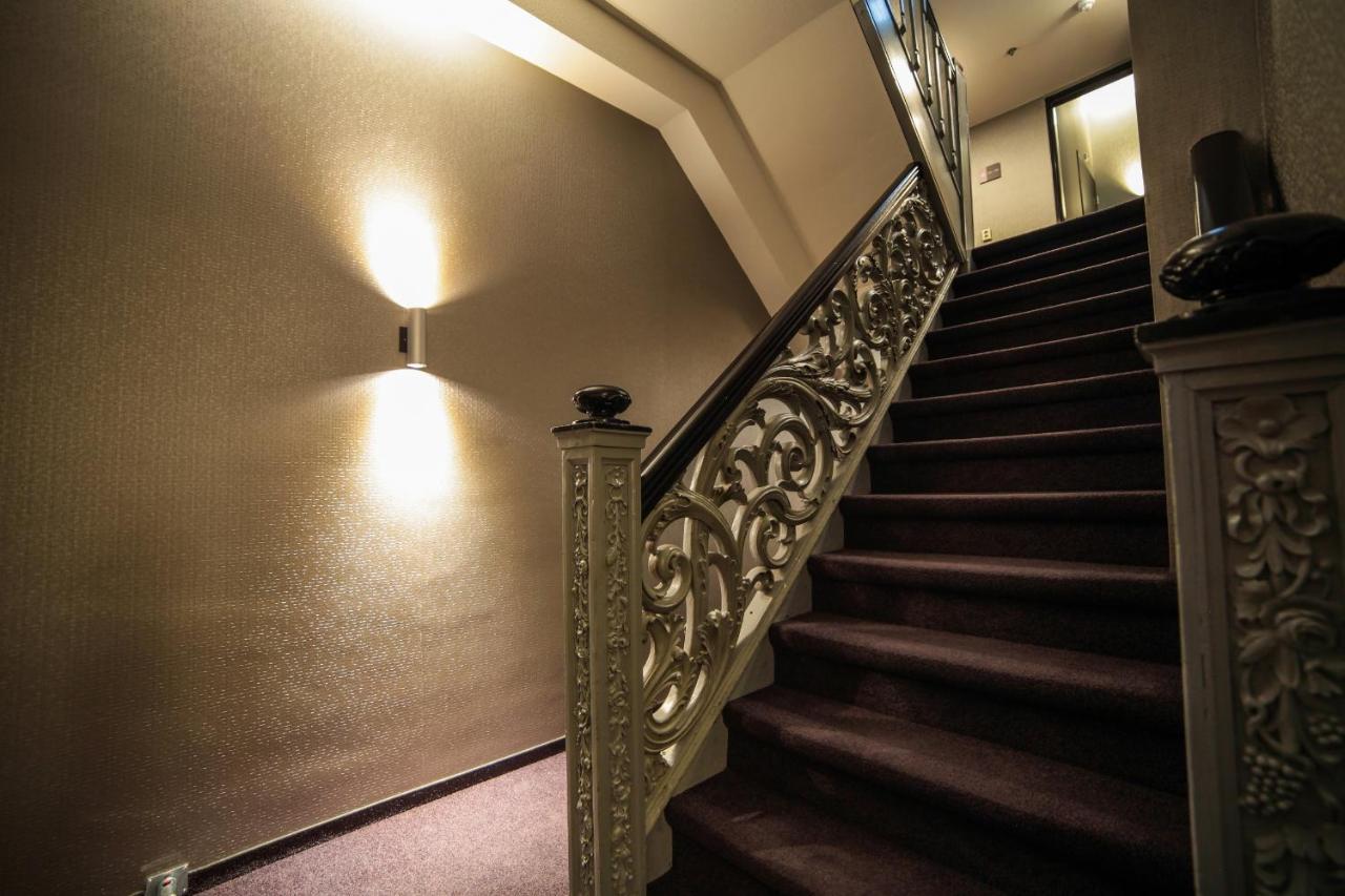 Hotel a capsule Double Room In Mansion *