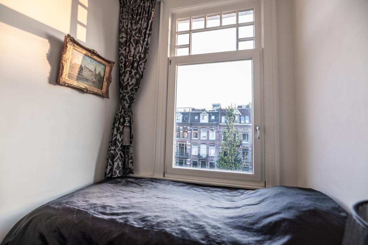 Sezane's Bed & Breakfast