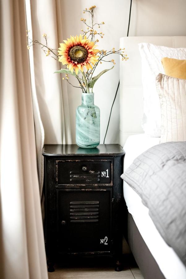 Sunflower Couette-café 3*