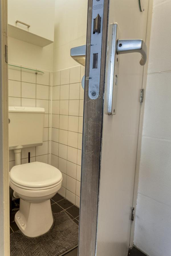 1971 Hazenstraat - Shared Bathroom Séjour chez l'habitant Amsterdam