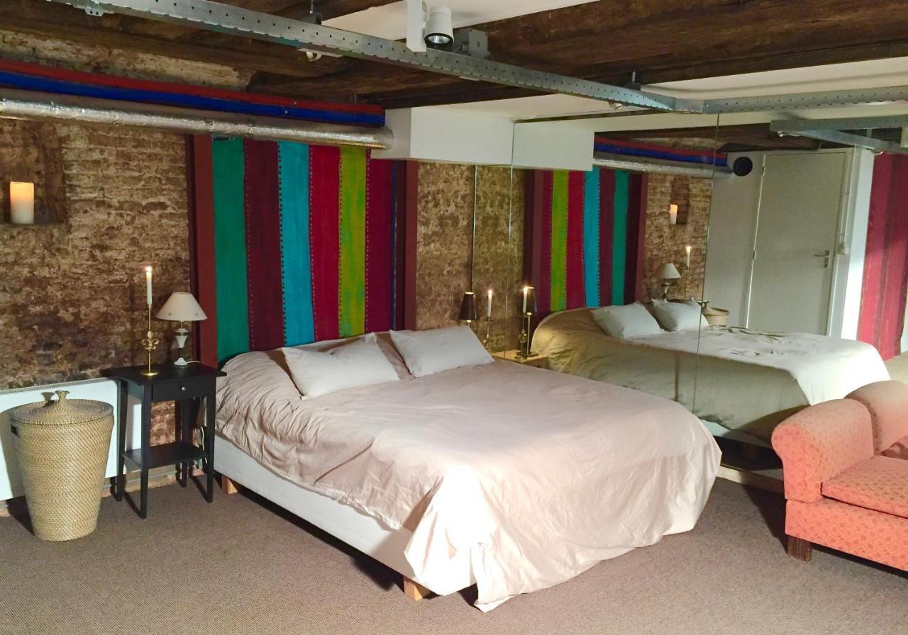 Top-notch Along Canal In Historic Centre Couette-café 2*