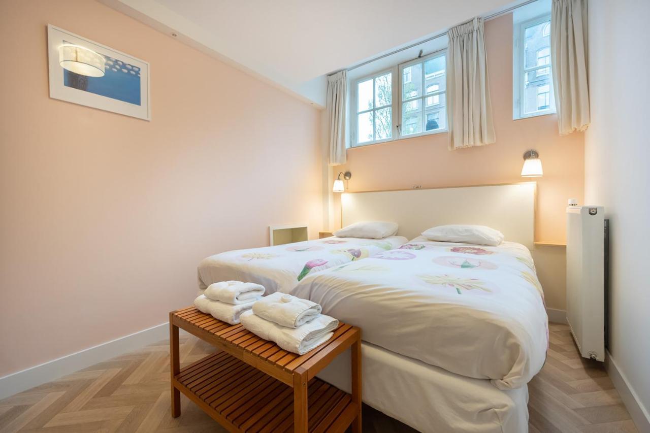 Bloembed 3* Amsterdam