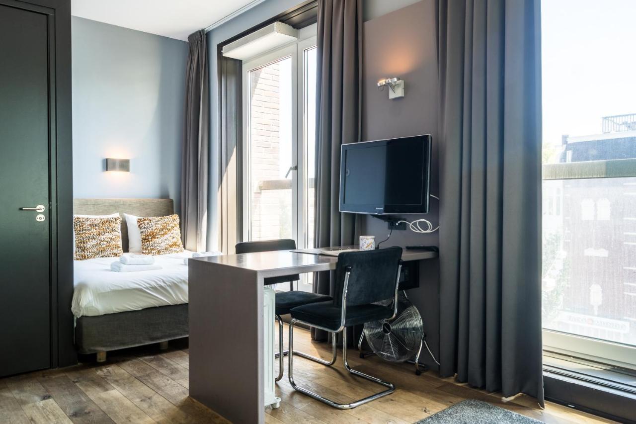 Mosaic Apartment