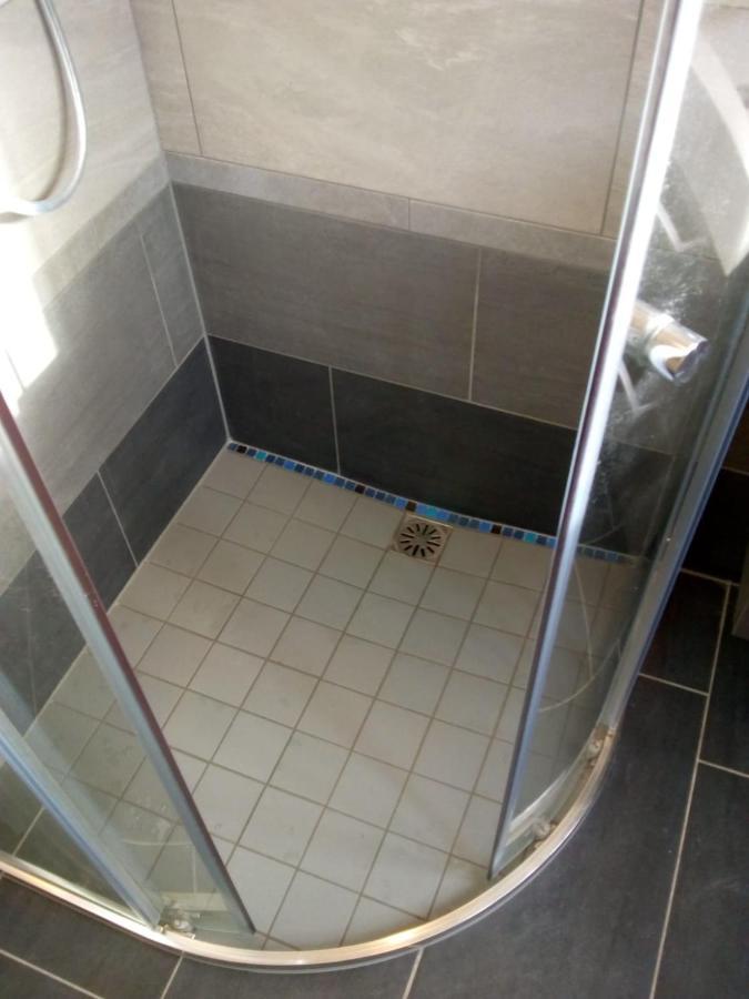 Aldo, Not For Parties, Not A Hotel, With Shared Bathroom, No Kitchen Séjour chez l'habitant Amsterdam