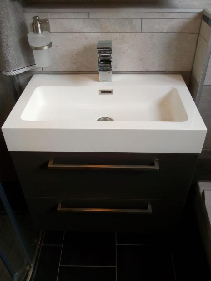 Séjour chez l'habitant Aldo, Not For Parties, Not A Hotel, With Shared Bathroom, No Kitchen Amsterdam