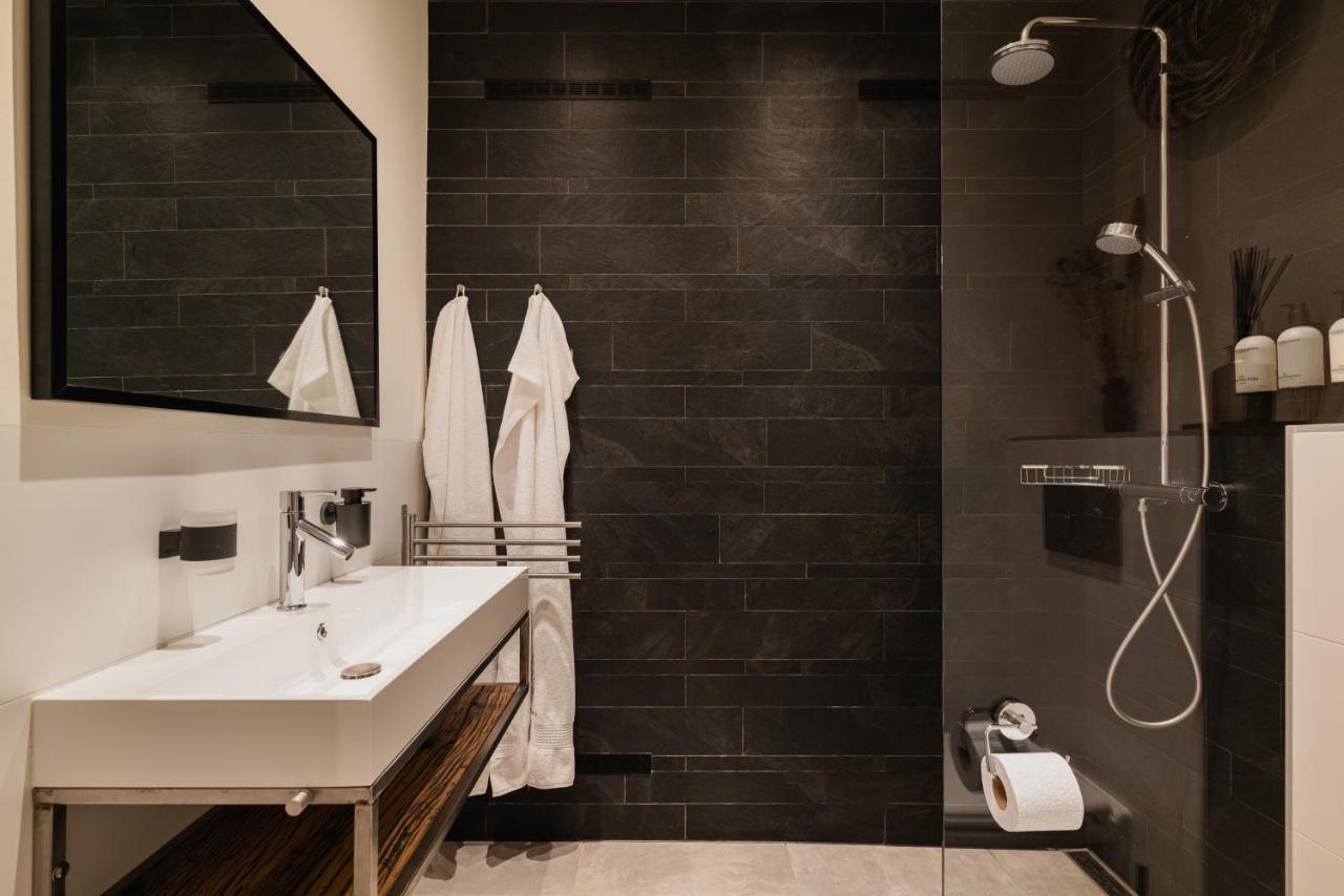 Leidse Square 5 Star Luxury 4*