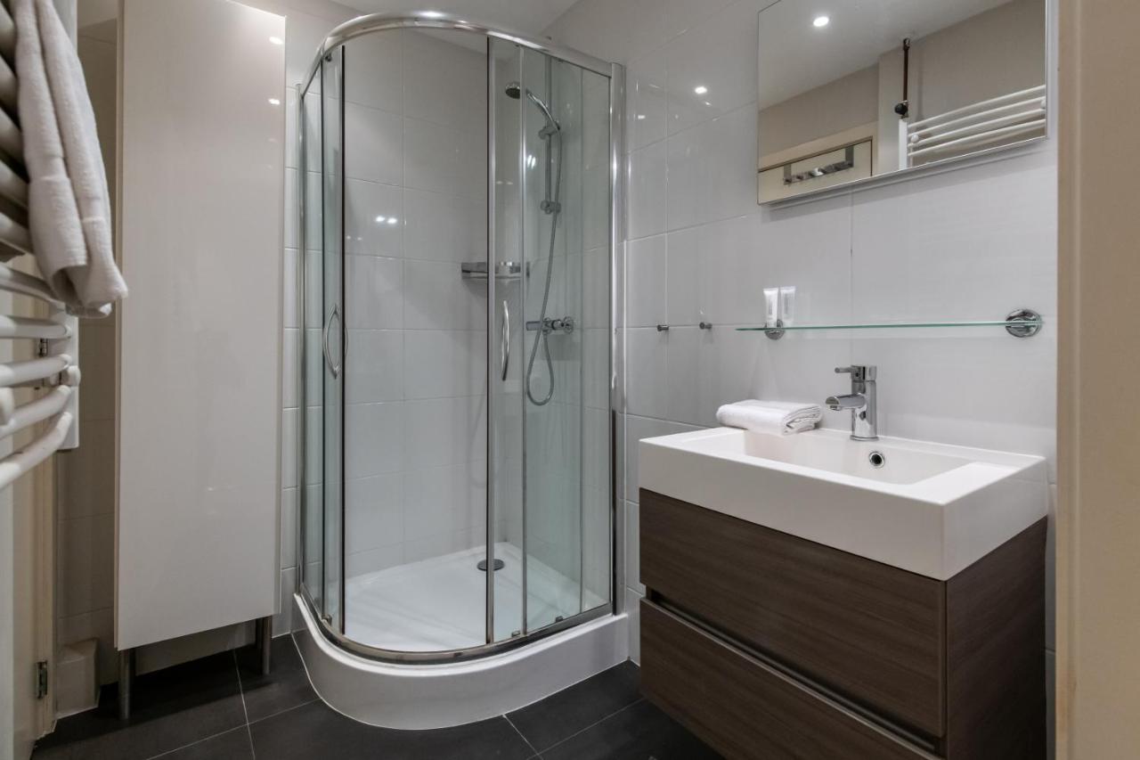 Two-bedroom In West Lejlighed