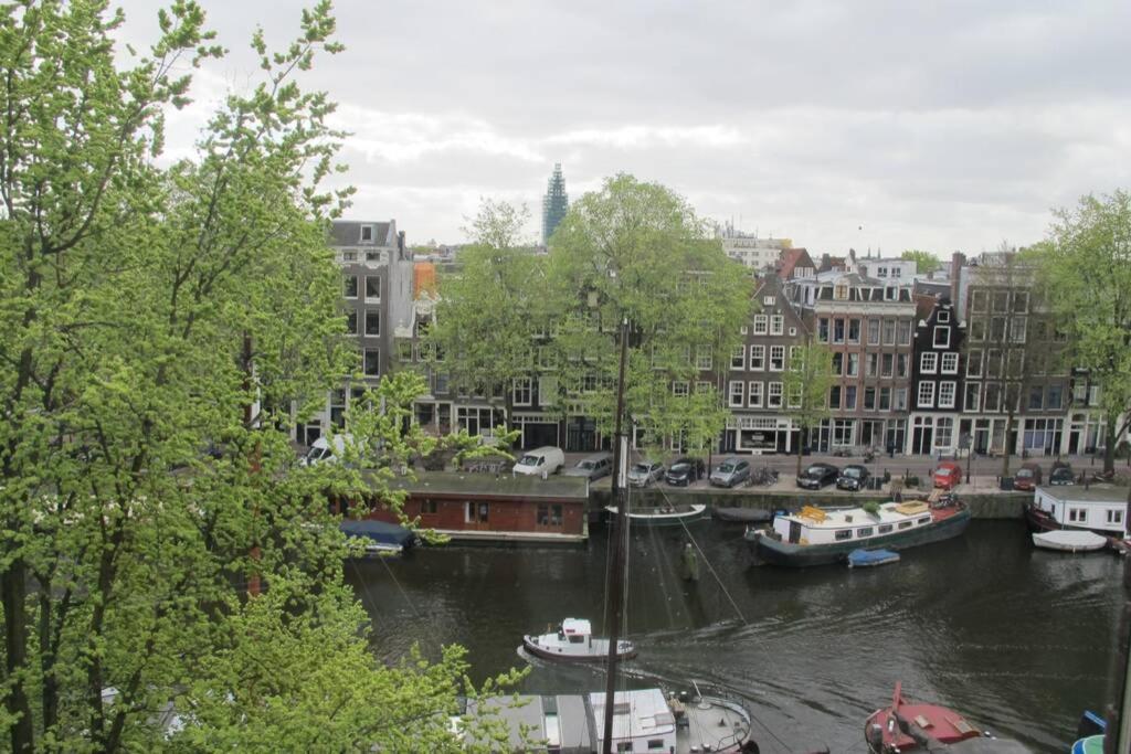 Stunning In The Center Of Old