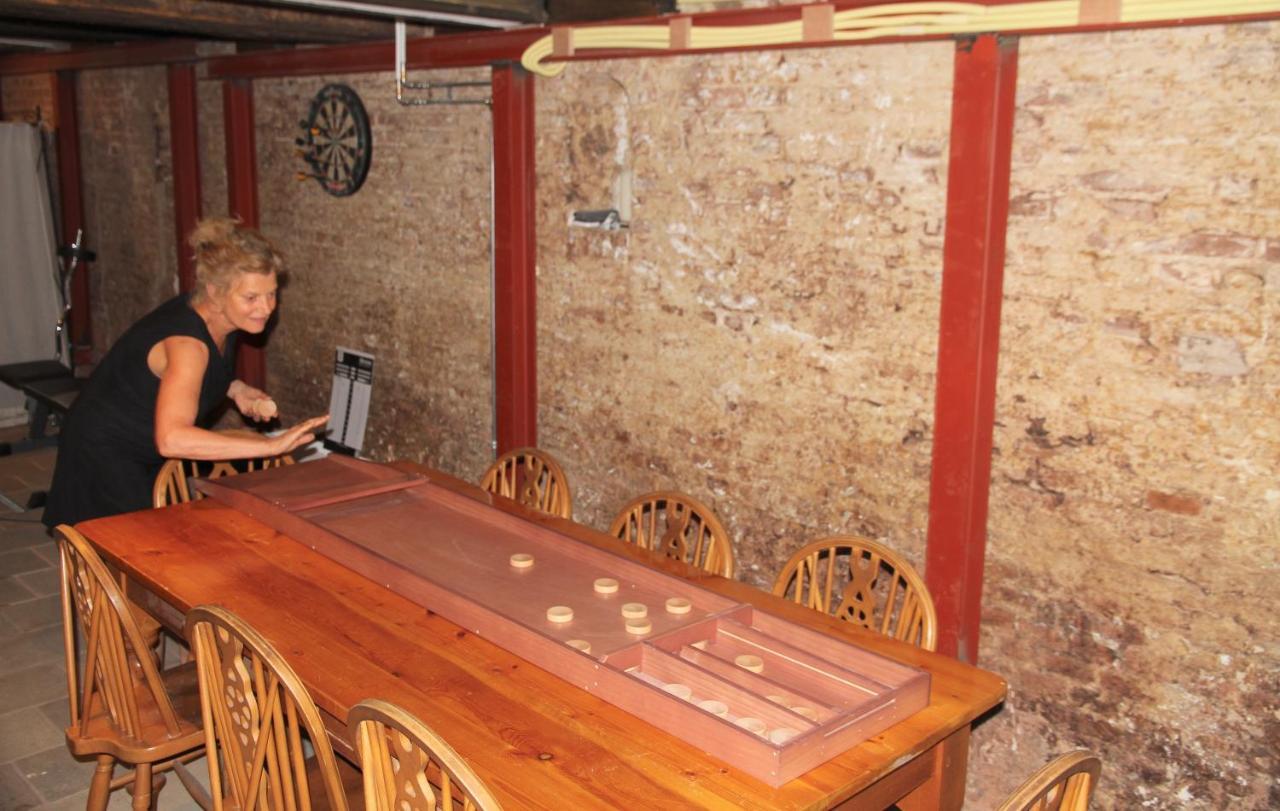 Couette-café Top-notch Along Canal In Historic Centre