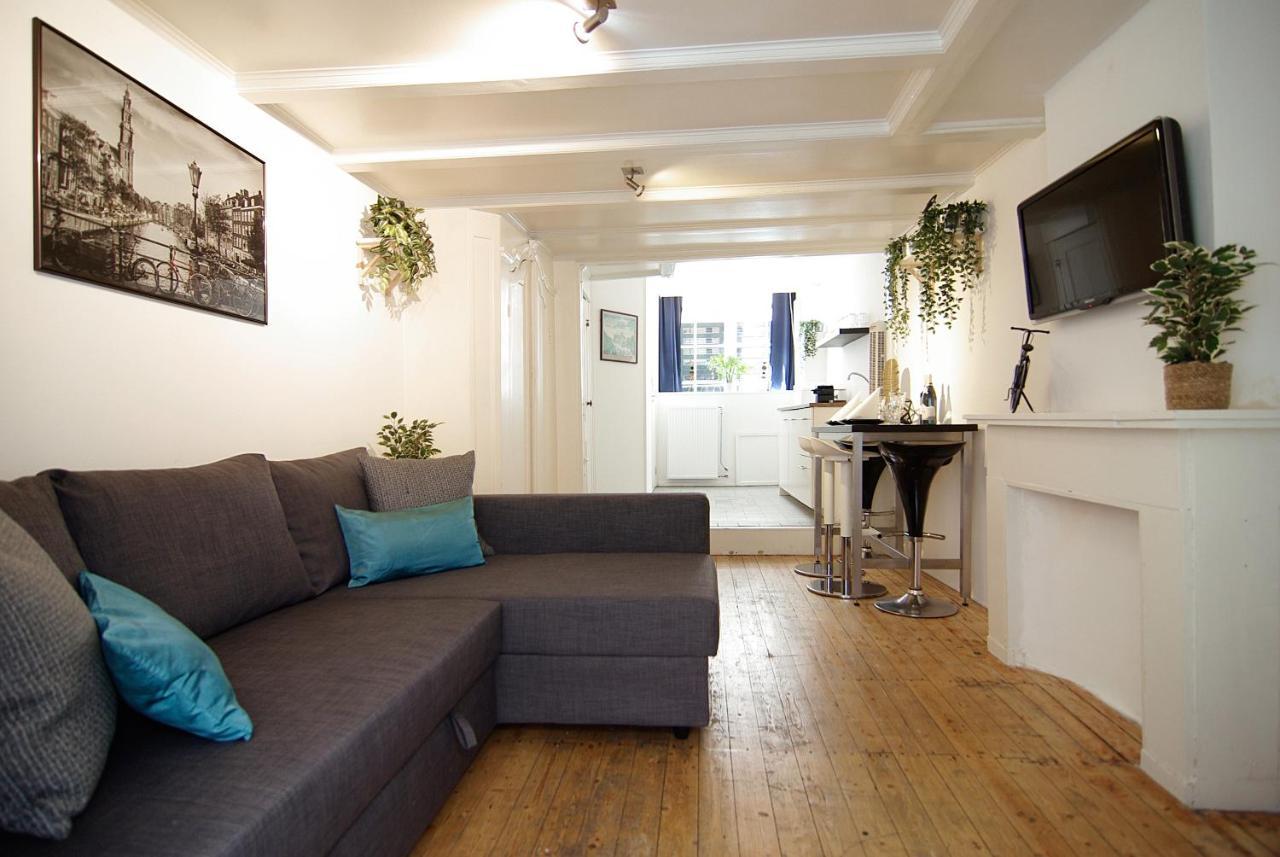 Cosy Right In The Center With Airco! Couette-café Amsterdam