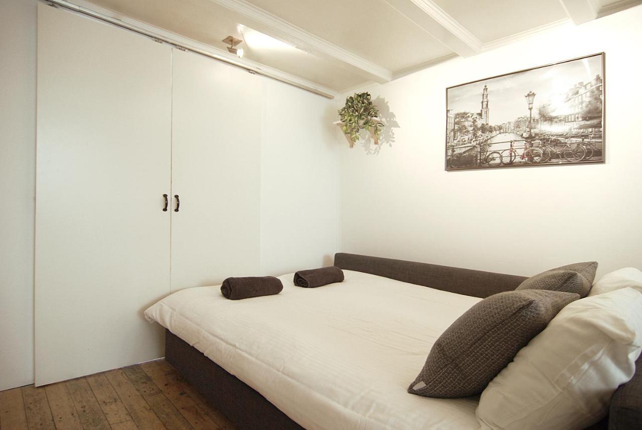 Cosy Right In The Center With Airco! *