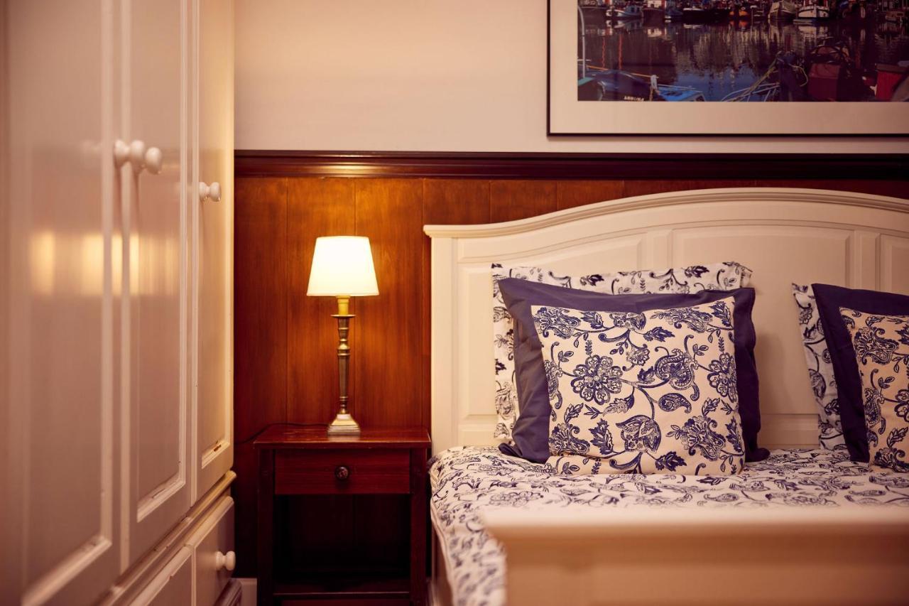Bed & Breakfast Realeneiland 2*