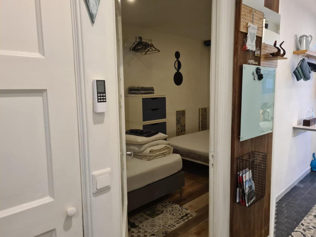 Appartamento 1 Bedroom 15 Min By Tram To Centre! *