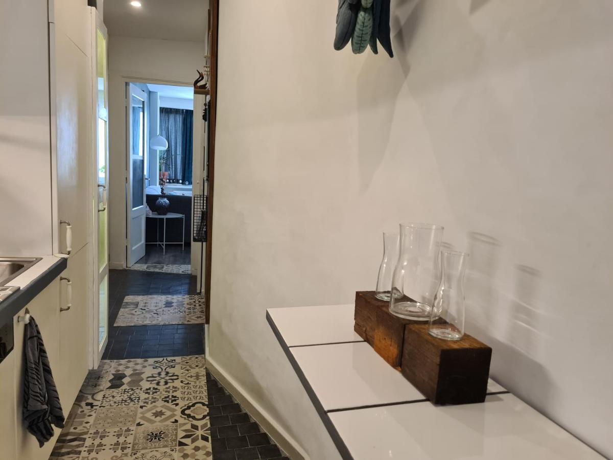 1 Bedroom 15 Min By Tram To Centre! Appartamento *