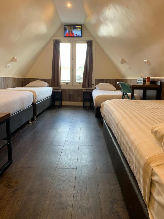 Budget Dam Hotel 2*