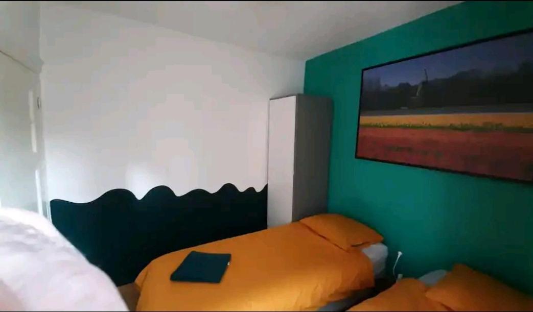 Privat bolig Nicole, Not For Parties, Not A Hotel, With Shared Bathroom, No Kitchen *