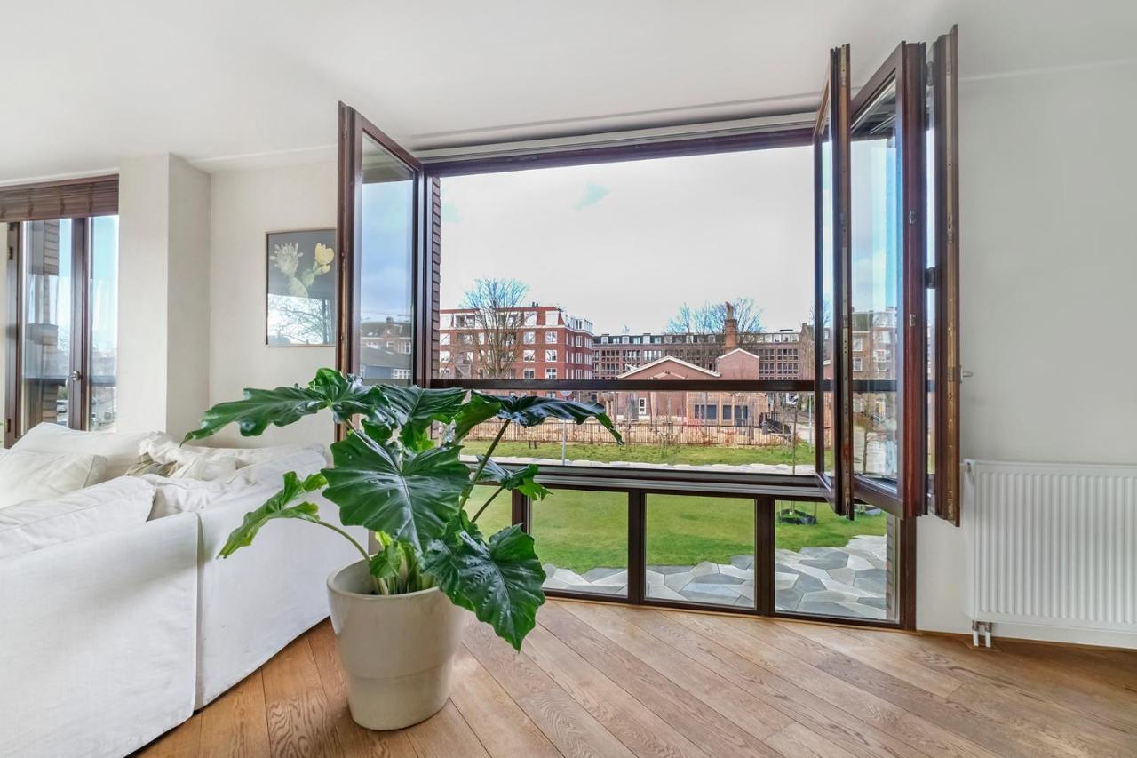 170m2 With Jacuzzi & Steam Bath In Center Of Appartement Amsterdam
