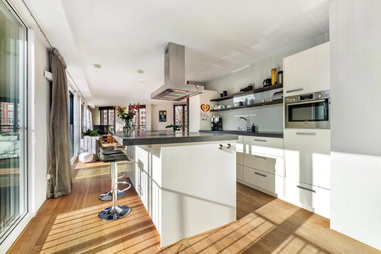 170m2 With Jacuzzi & Steam Bath In Center Of Appartement