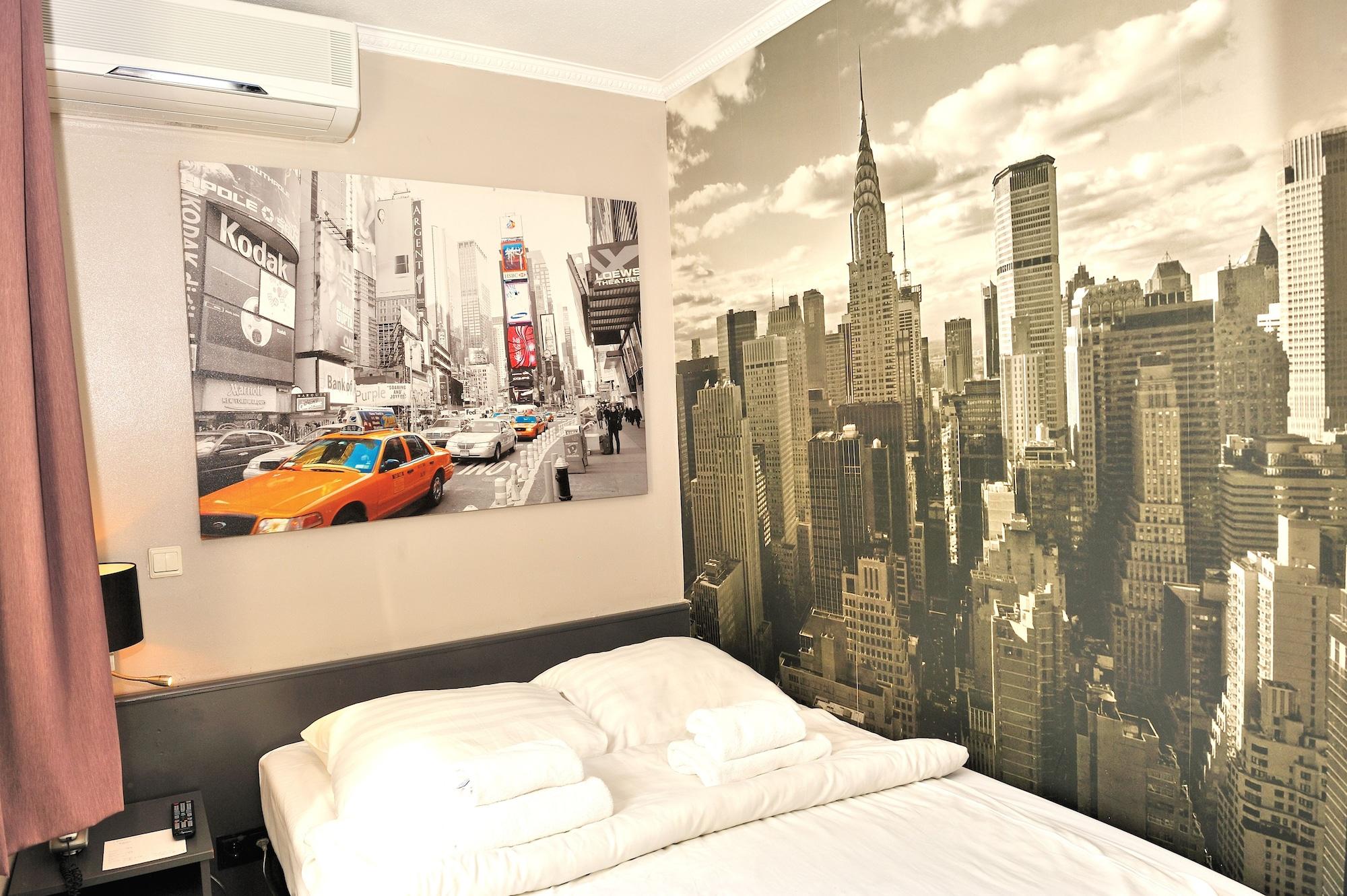 Tourist One 2* Amsterdam