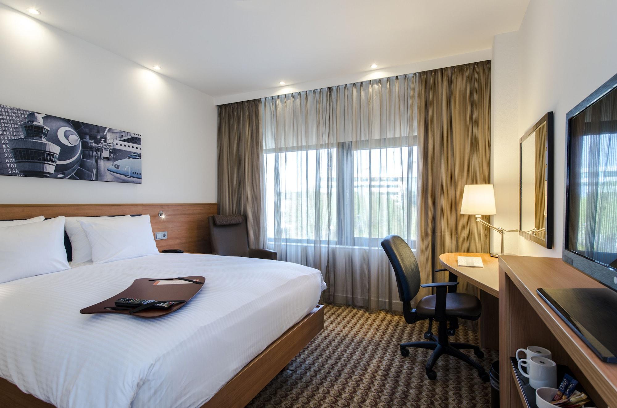 Hotel Hampton By Hilton / Arena Boulevard 3*