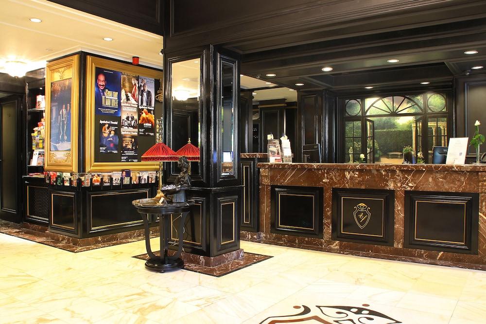 Apollofirst Boutique