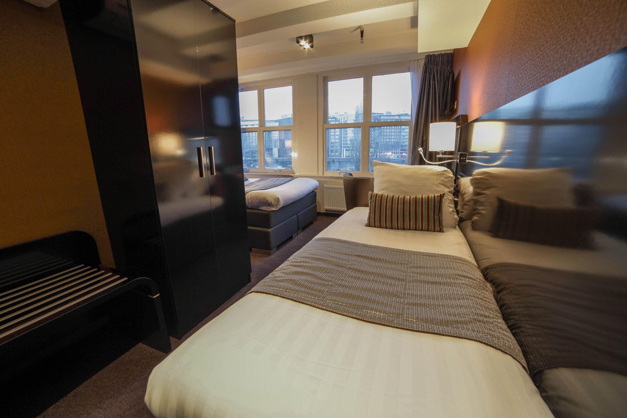 Mansion Hotel 3*