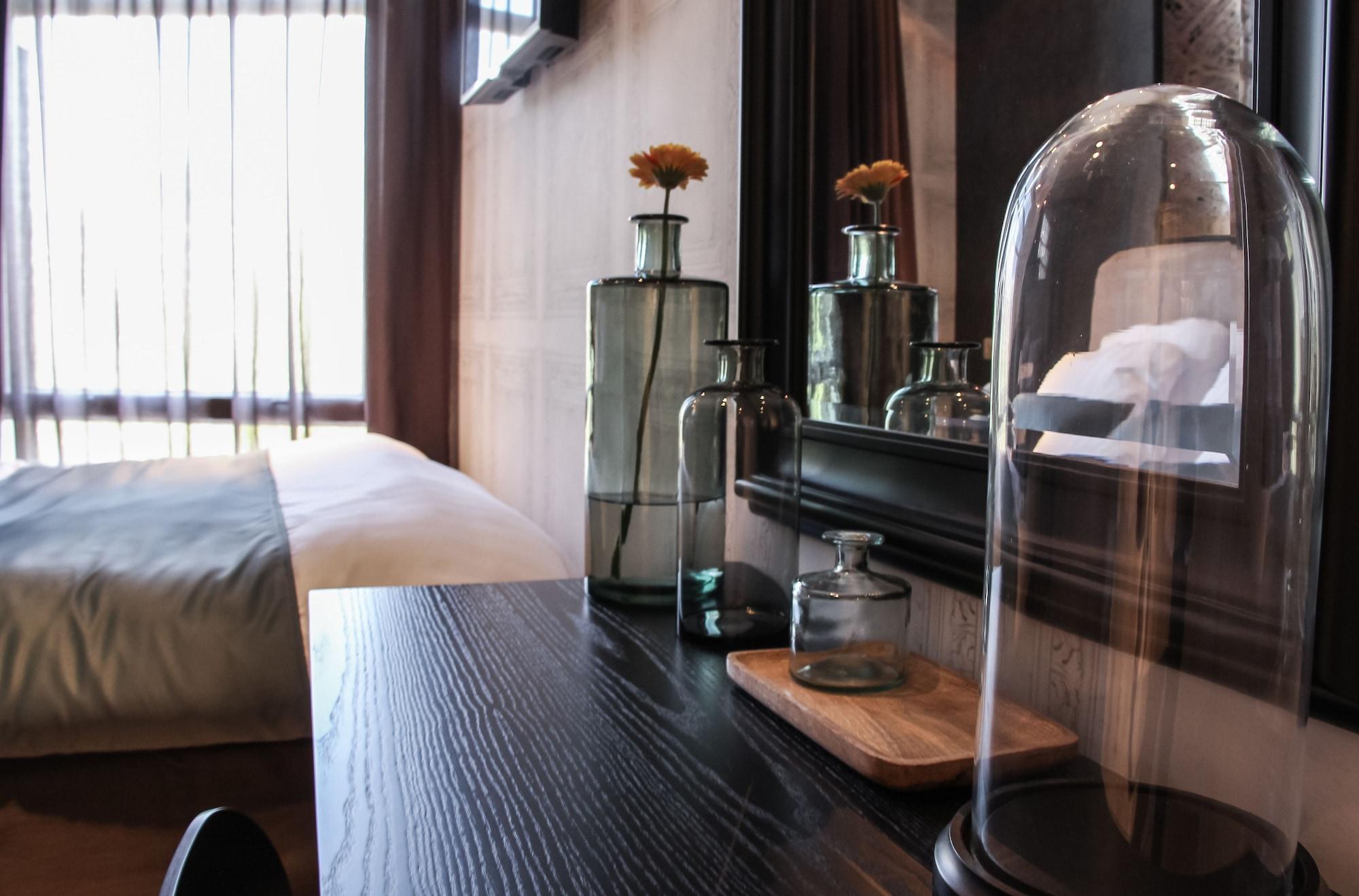 Hotel No. 377 House 3*