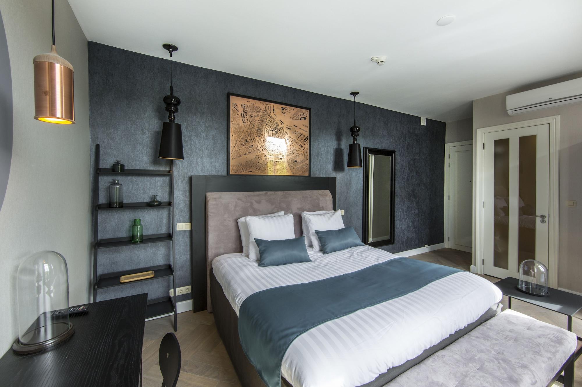 Hotel No. 377 House 3*