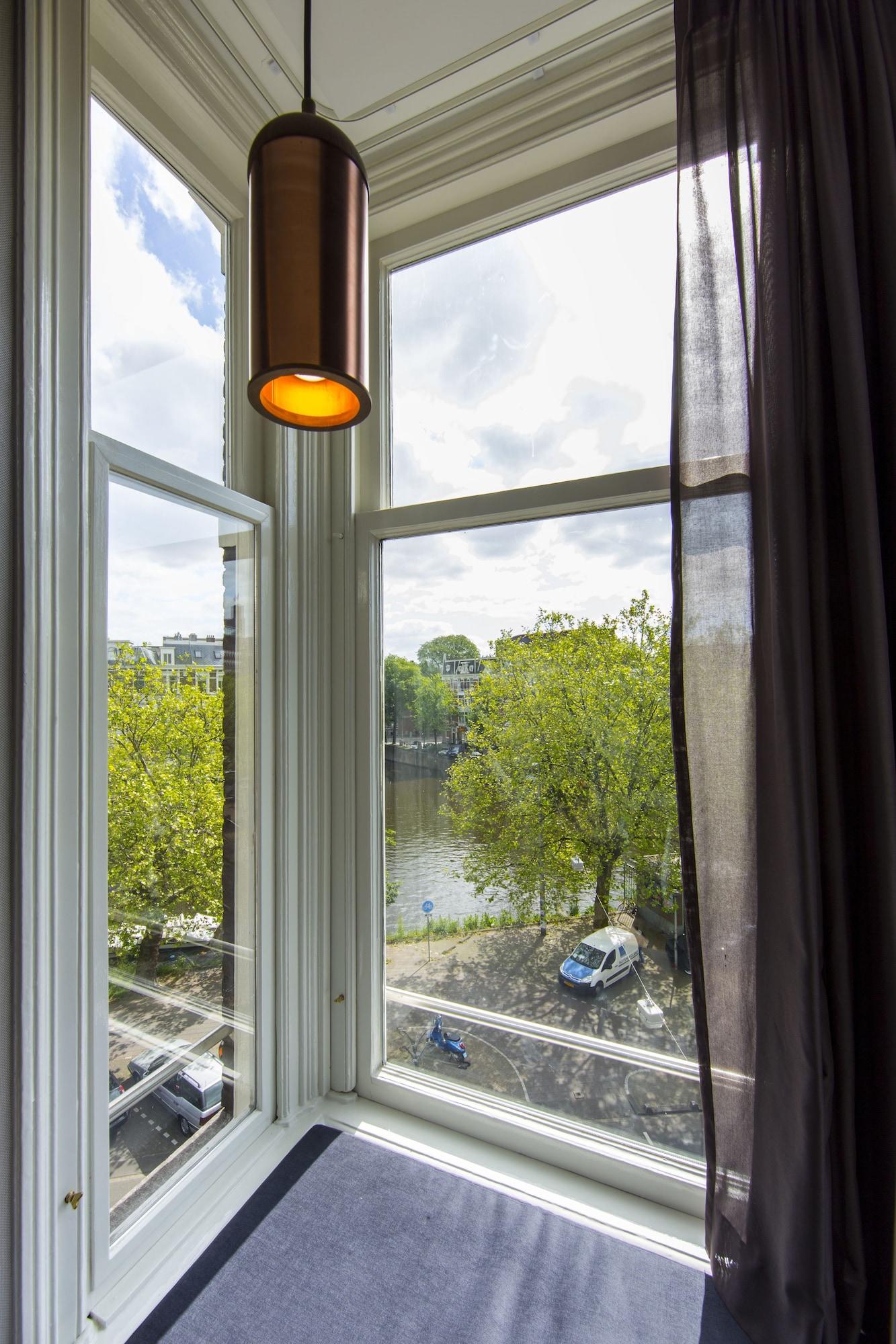 Hotel No. 377 House 3*