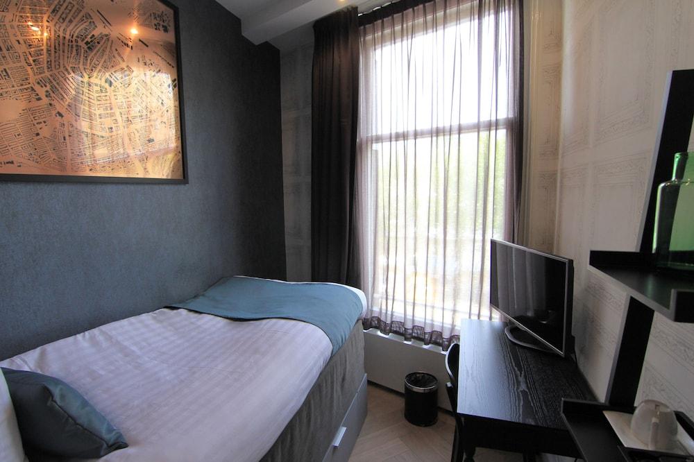 No. 377 House Hotel 3*