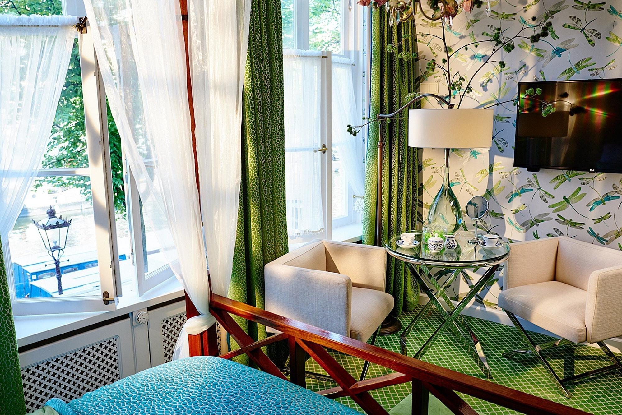 Hotel Estherea 4*