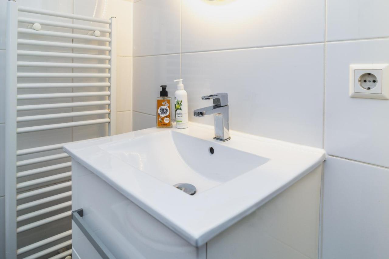 Herengracht Private With Canal View *