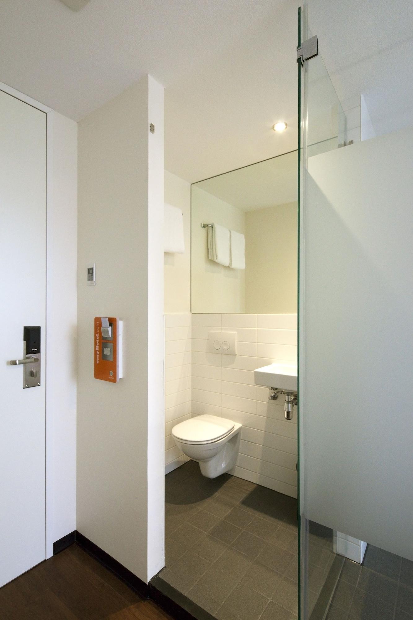 Easyhotel Centre South Hotel 2*